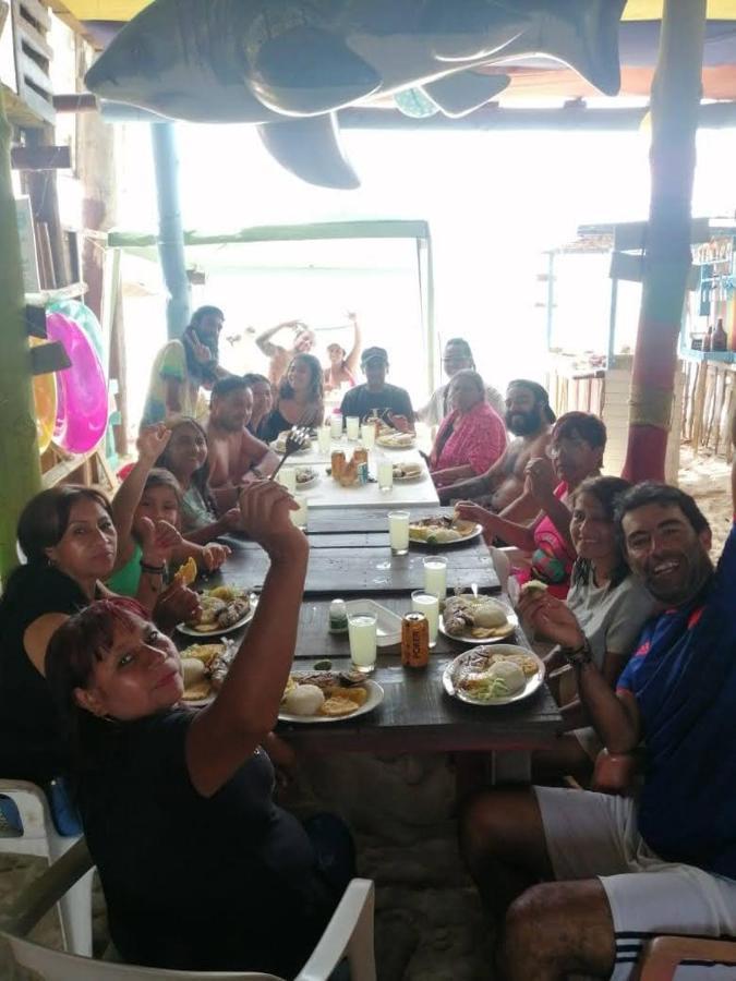 A Orilla Del Mar En Baru Vandrarhem Cartagena Exteriör bild