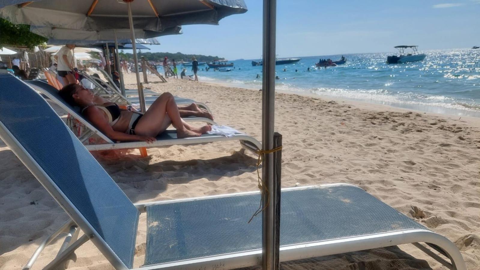 A Orilla Del Mar En Baru Vandrarhem Cartagena Exteriör bild